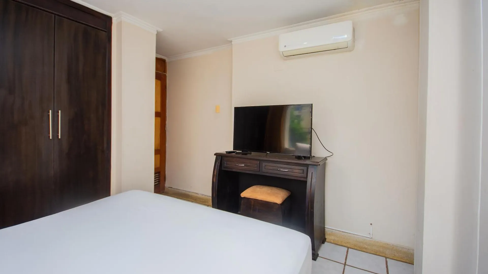 Hotel Sorrento Beach Santa Marta