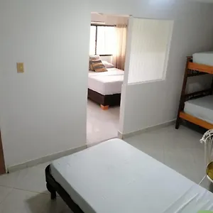 Habitación en casa particular Miss Lucy San Andrés
